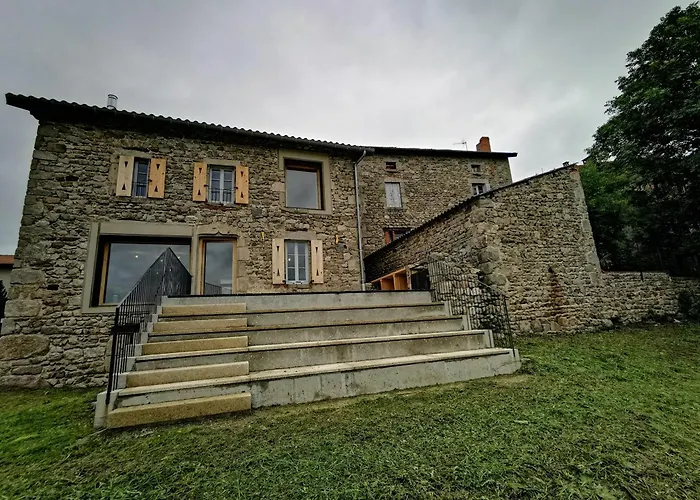 Holiday home De Charme En Foret: Nature, Confort, Et Intimite Proche De Lyon Et Clermont-ferrand - Fr-1-582-356 *